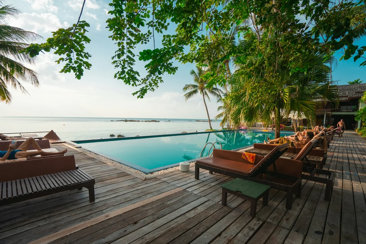 Temperature-Controlled Swimming Pool & Resident Sky Deck at The 102, Diamond Harbour Road, Joka